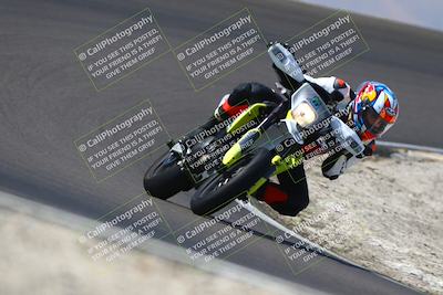 media/Sep-21-2025-TrackDaz (Sun) [[277c75b276]]/B Group/1220pm (Turn 2)/